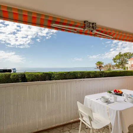 Les Gemeaux By Interhome Saint-Raphaël