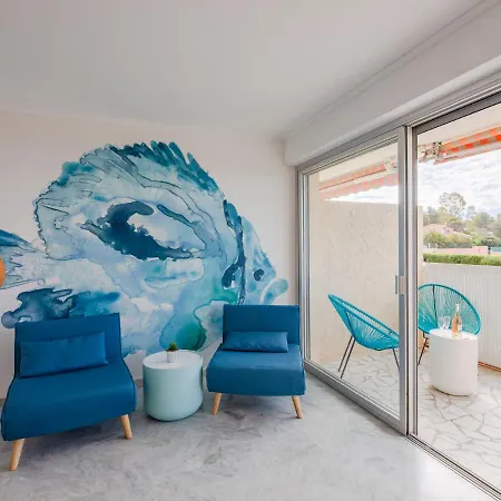 Les Gemeaux By Interhome Lägenhet Saint-Raphaël