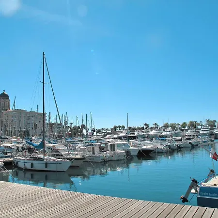 Les Gemeaux By Interhome Lägenhet Saint-Raphaël