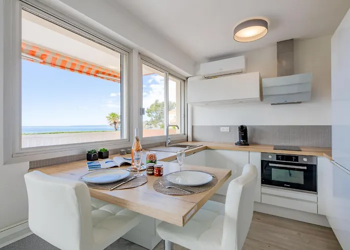 Les Gemeaux By Interhome * Saint-Raphaël